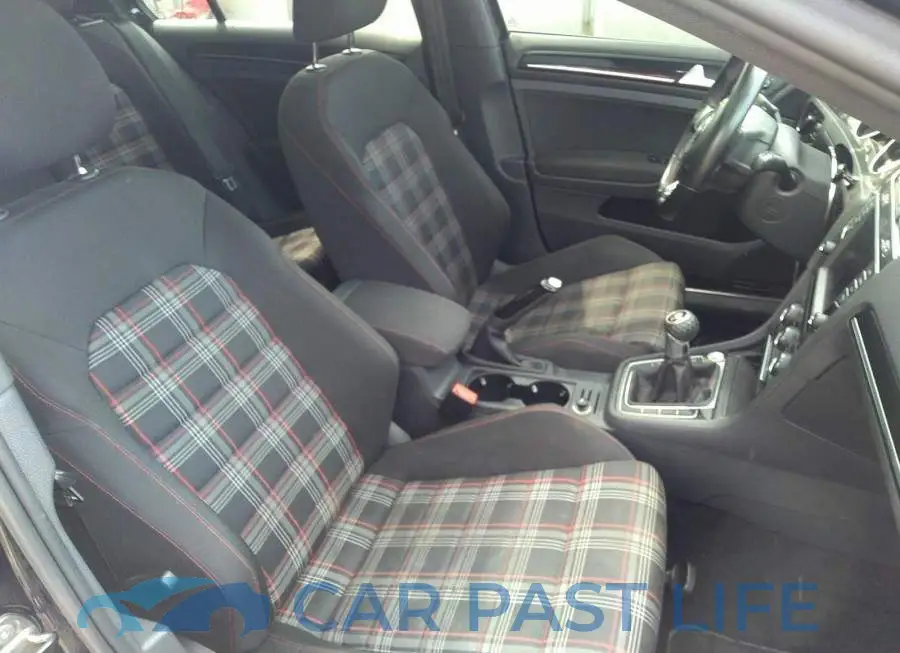 3VW5T7AUXFM094737# 5