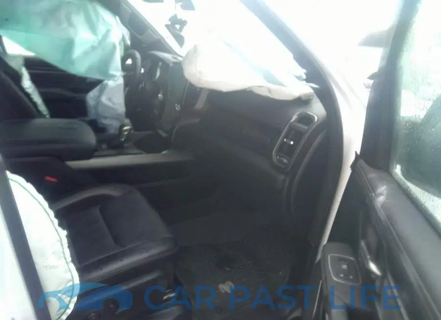 1C6SRFVT9PN530587# 5