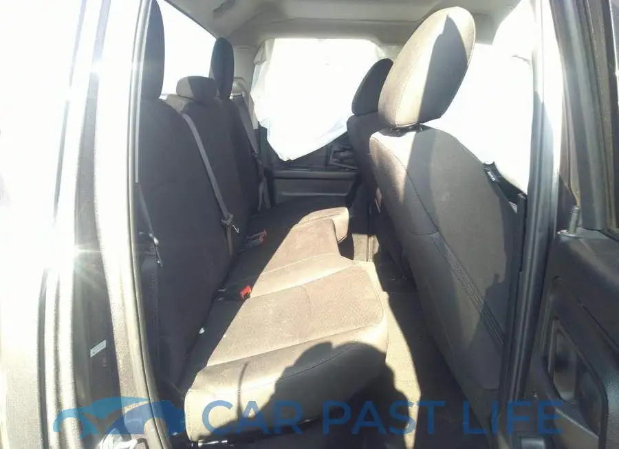 1C6RR7FG8LS109381# 8