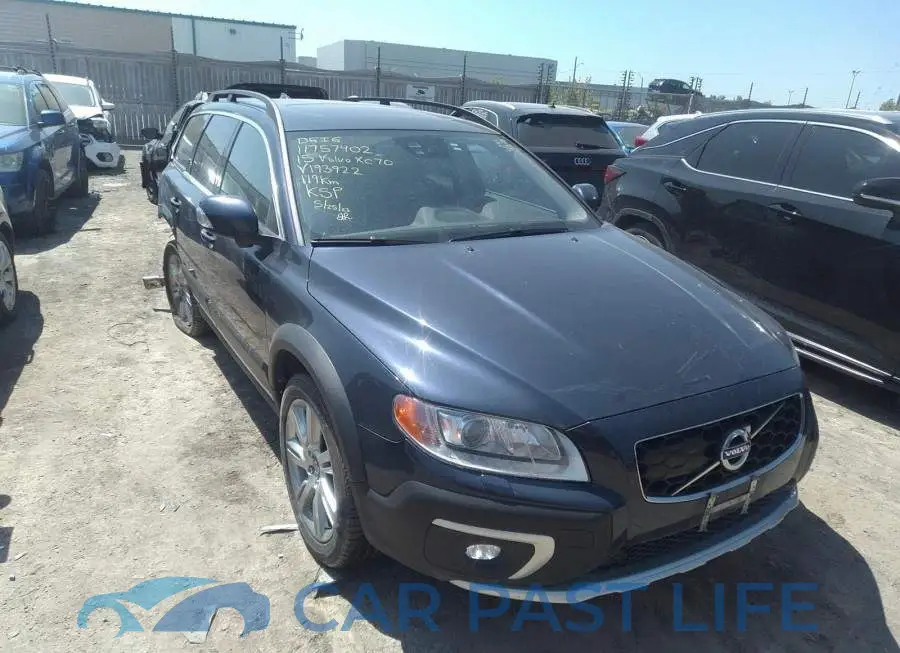 YV4902NC2F1193922# 1