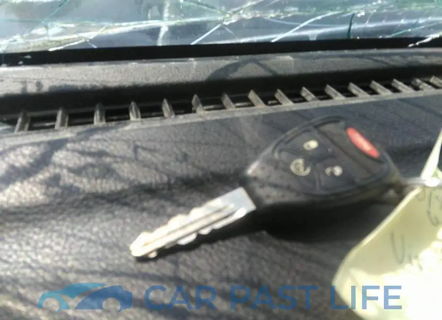 1C4BJWCG2JL881172# 11