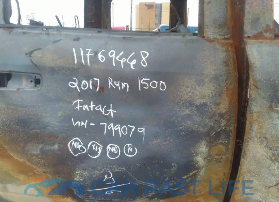1C6RR7LT5HS799079# 9