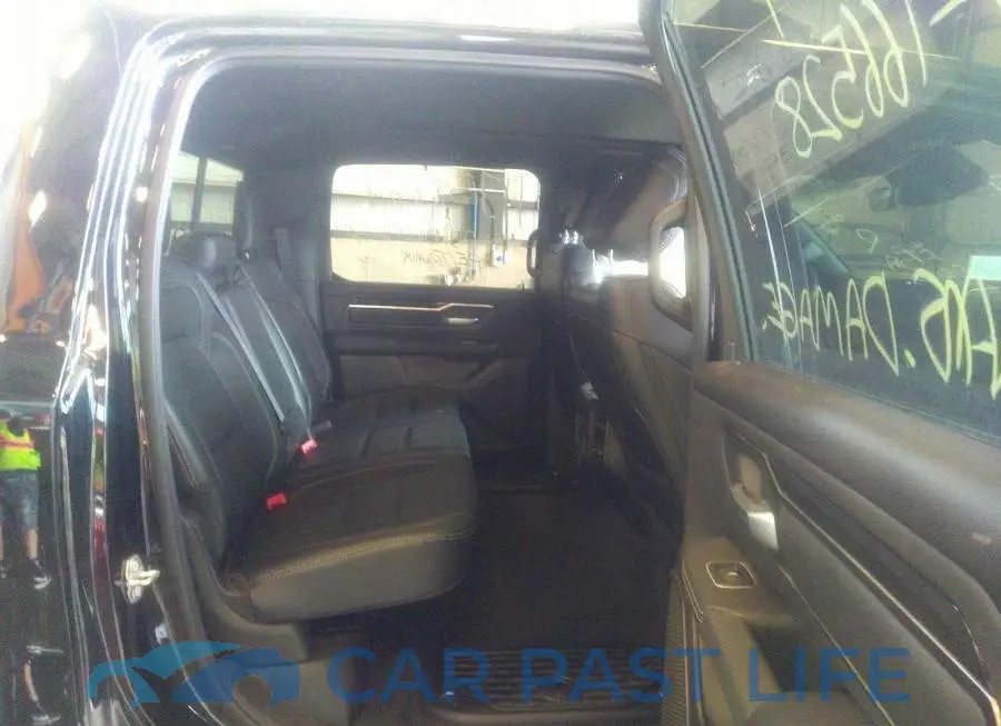 1C6SRFLT2NN166528# 8