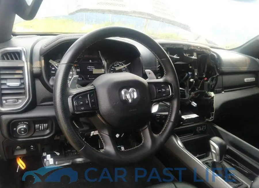 1C6SRFLT7NN200740# 6