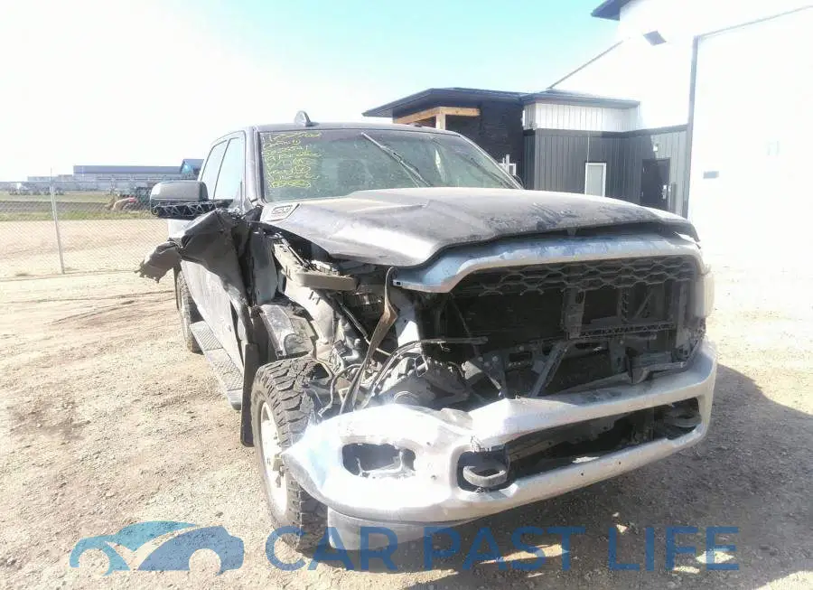 3C6UR5CJ6KG565691# 6