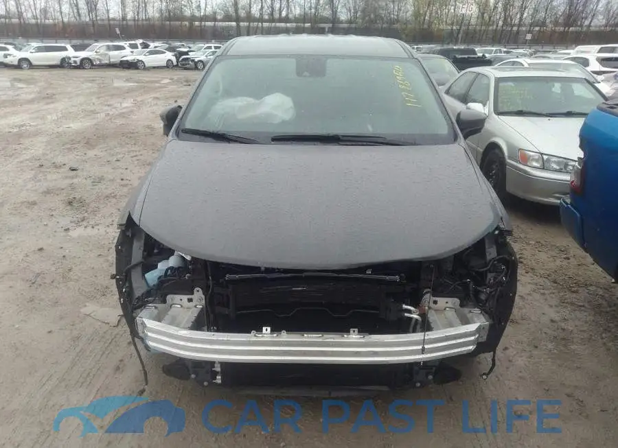 2C4RC1BG4PR502119# 10