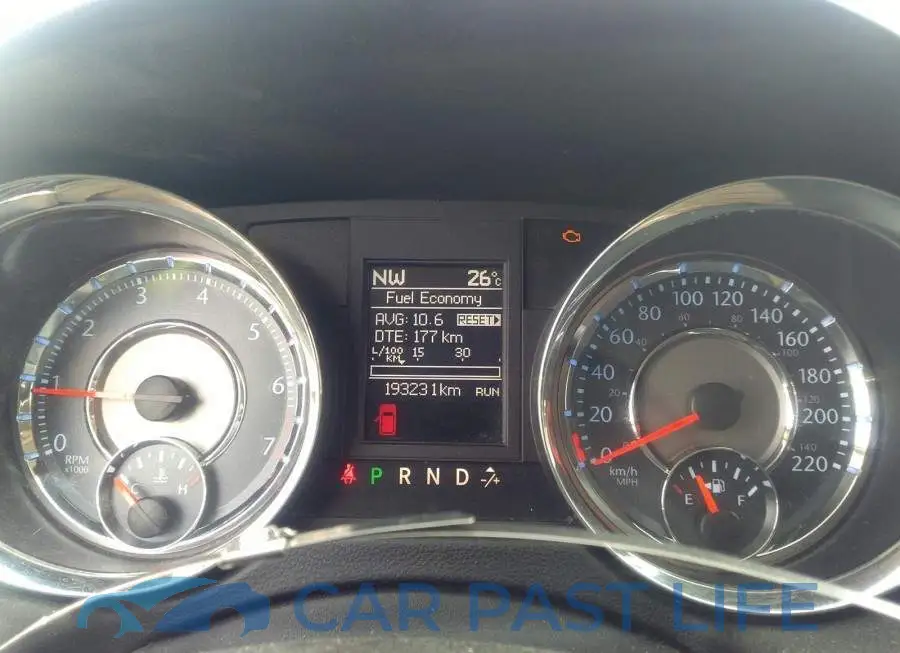 2C4RC1CGXGR100975# 7