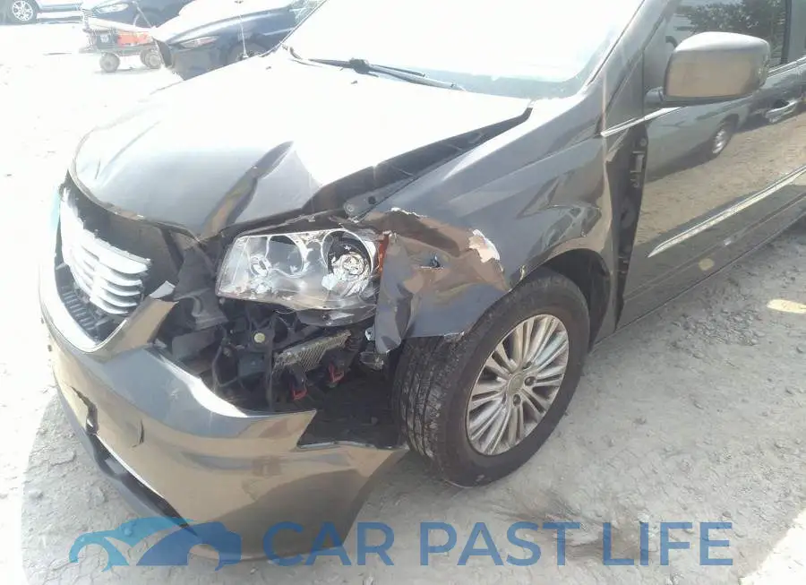 2C4RC1CGXGR100975# 6