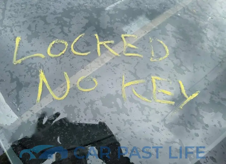 5YJ3E1EA8NF200851# 7