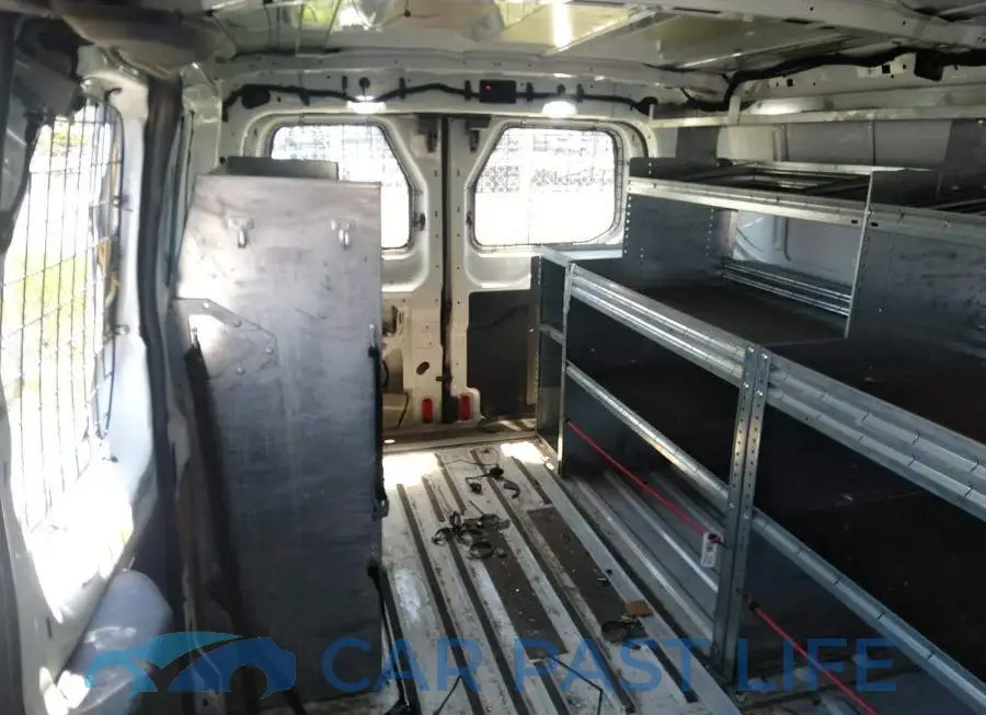 1FTYE1ZM8KKB44516# 8
