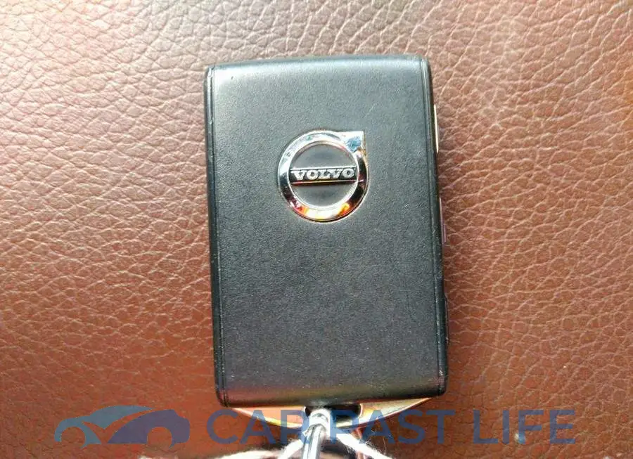 YV4A22PK9M1738653# 11