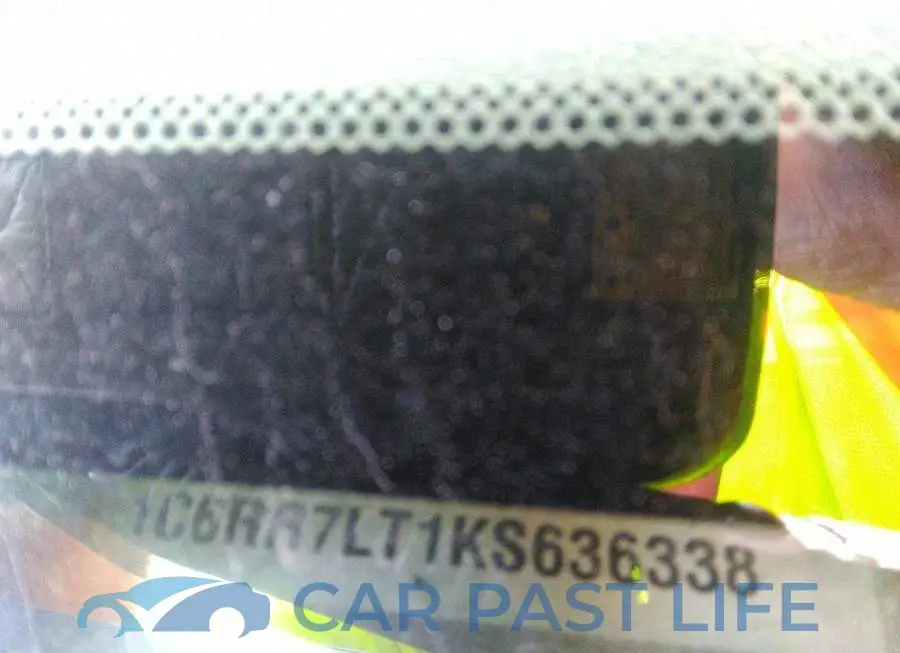 1C6RR7LT1KS636338# 9