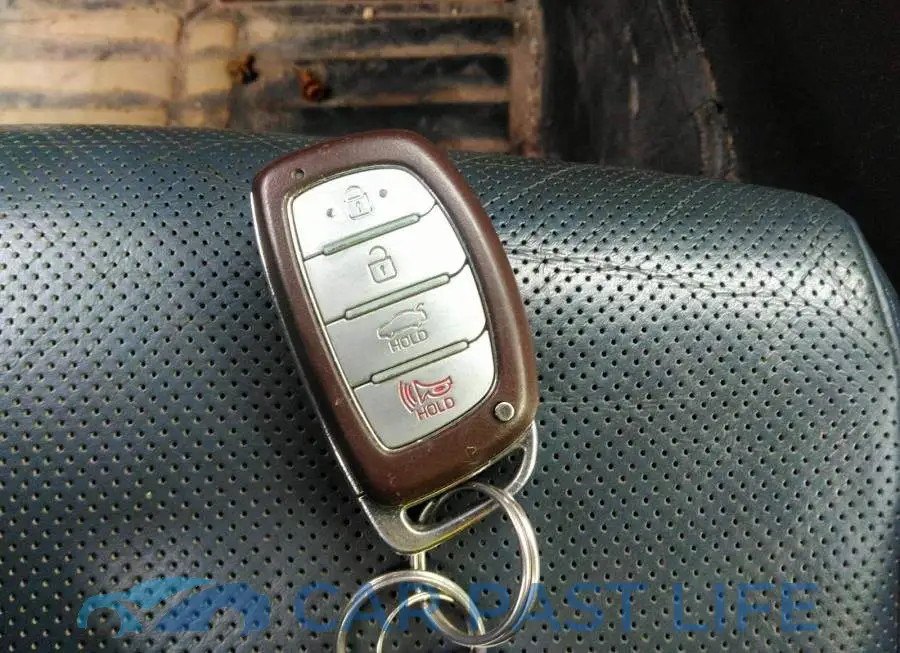 KMHE34L17GA007696# 11