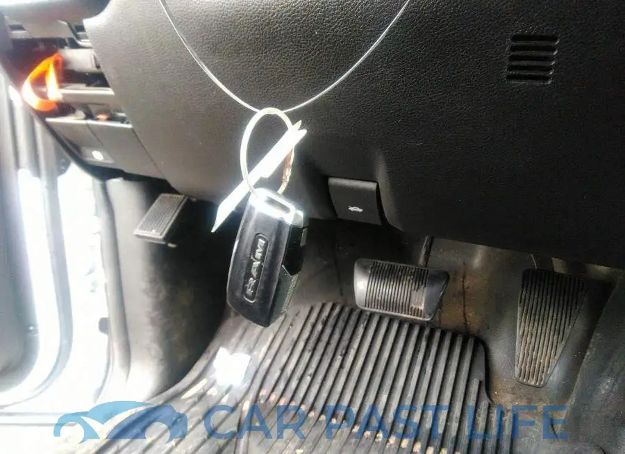 3C63R3DJ0KG584638# 11