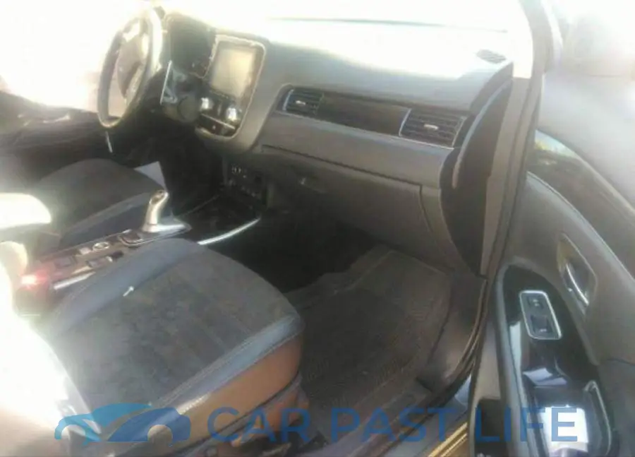 JA4J24A53LZ605236# 6