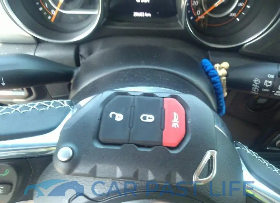 1C4HJXEN4MW812126# 11