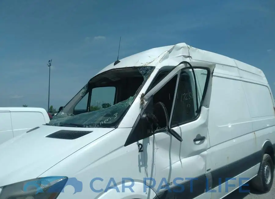 WD3BE7DC6FP153077# 6