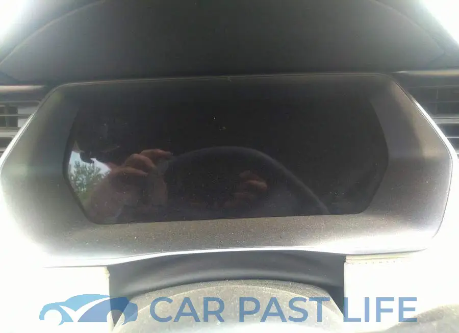 5YJSA1E20LF352135# 7