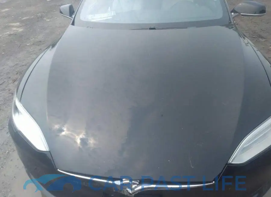 5YJSA1E20LF352135# 10