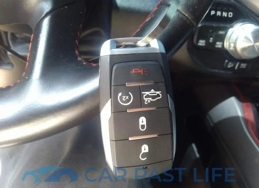 1C6SRFLTXKN541996# 11