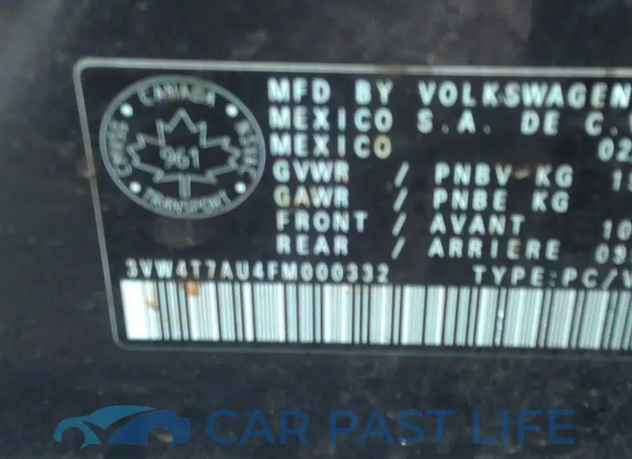 3VW4T7AU4FM000332# 9