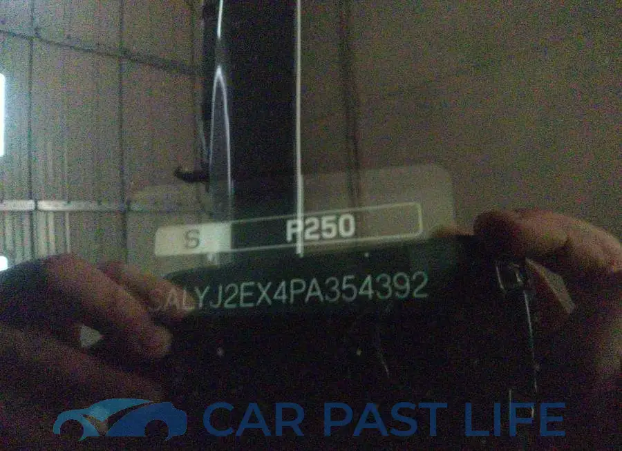 SALYJ2EX4PA354392# 9