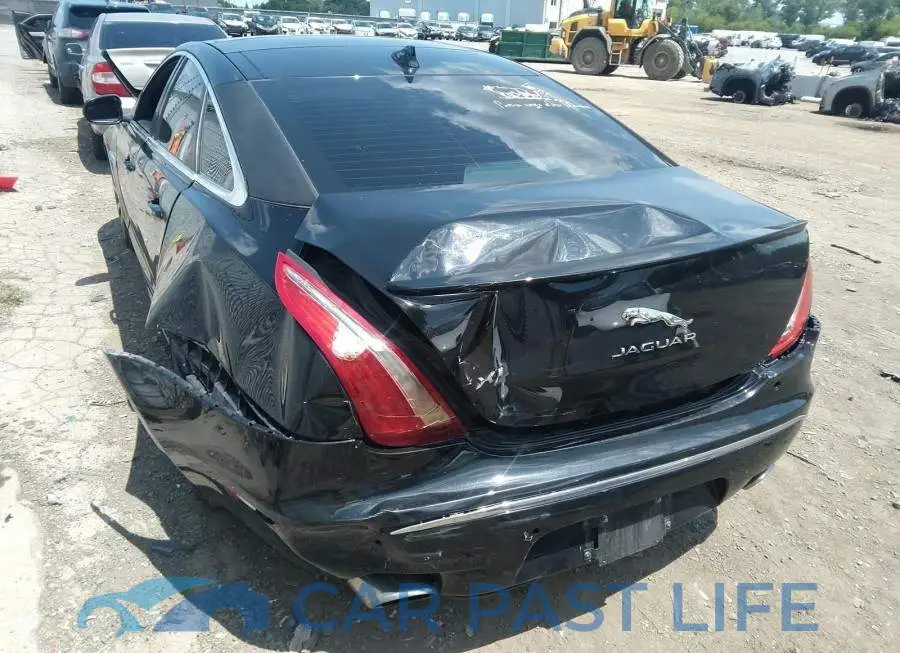 SAJXJ1CD1F8V85070# 6