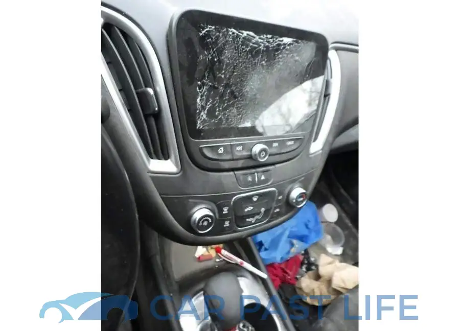 1G1ZG5ST3MF033660# 10