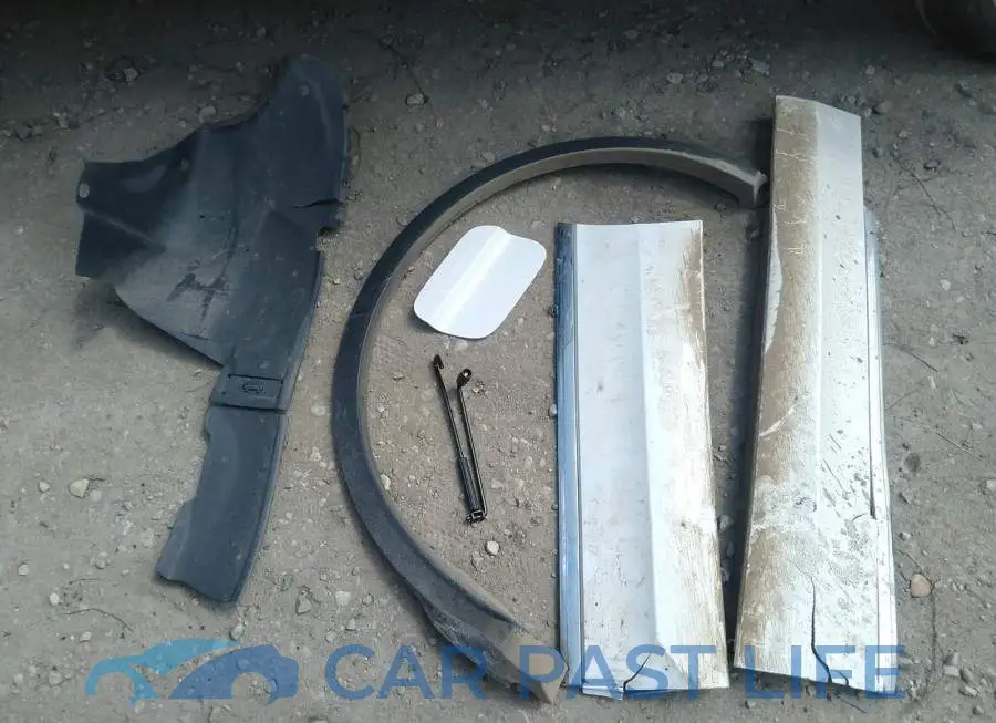 3VV4B7AX0MM041216# 12
