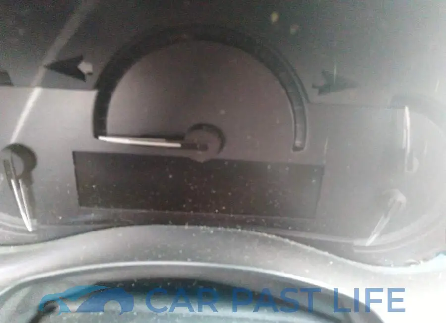 1G6AA5RX8F0117786# 7
