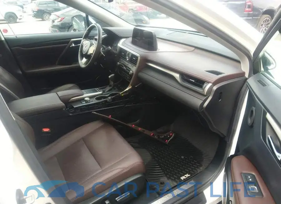 2T2HZMDA4LC240550# 5
