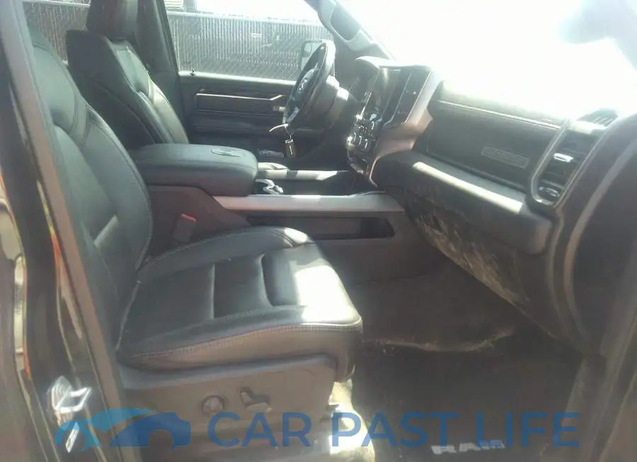 1C6SRFLT5KN737828# 5
