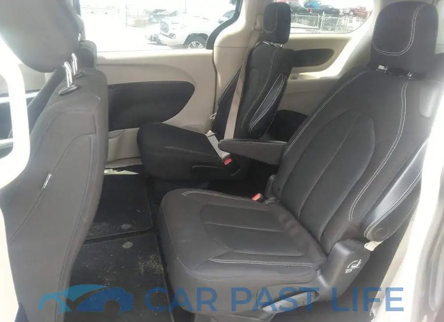 2C4RC1ZG9MR554752# 8