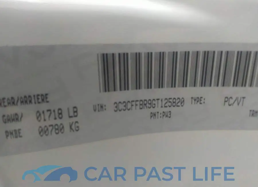 3C3CFFBR9GT125820# 9