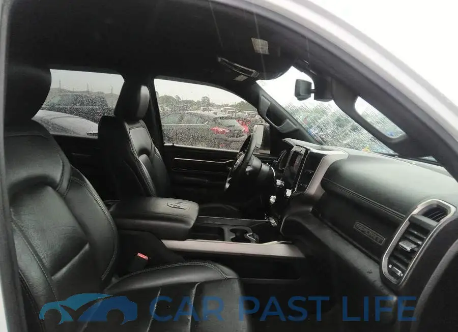1C6SRFTT3LN186851# 5