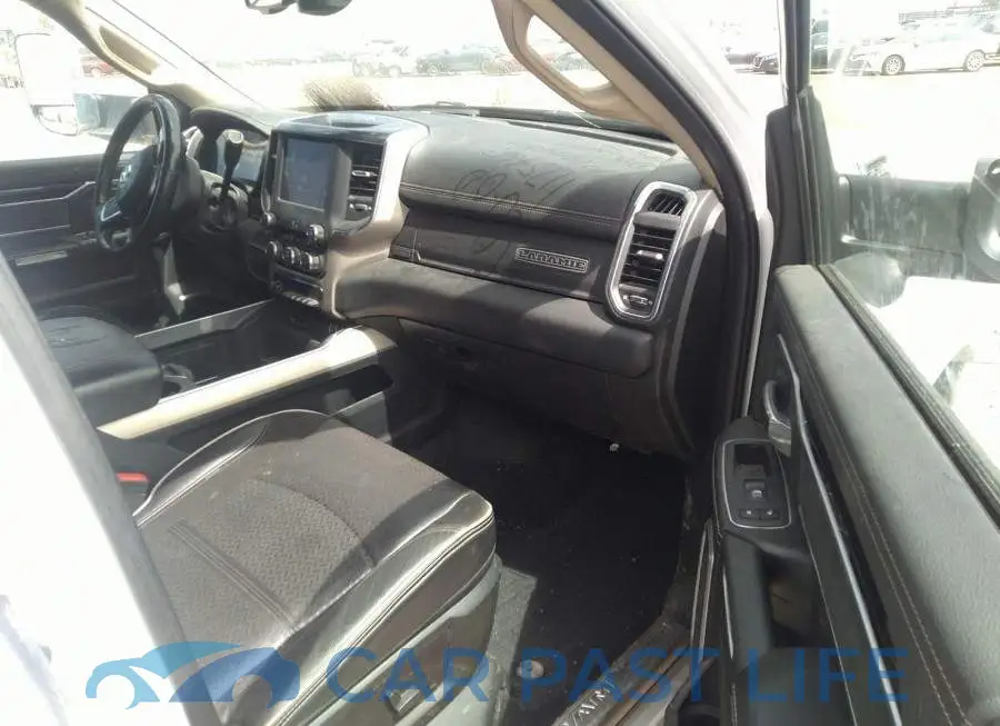 3C63RRJL9KG523877# 5