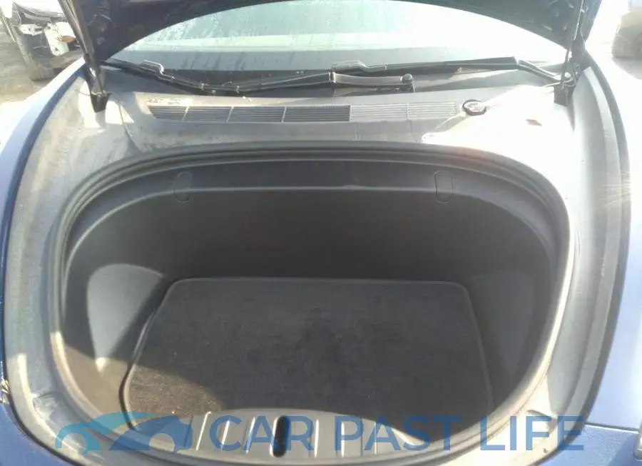 5YJ3E1EA9JF030204# 10