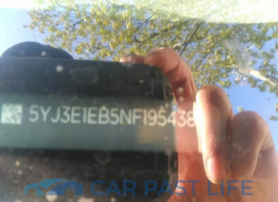 5YJ3E1EB5NF195438# 9
