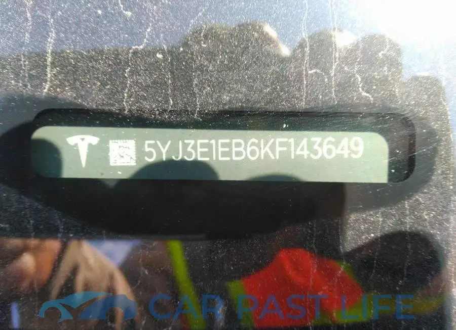 5YJ3E1EB6KF143649# 9
