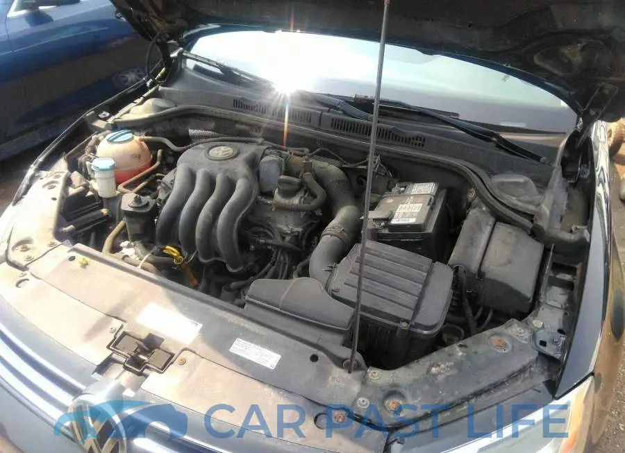 3VW1K7AJ6FM302992# 10