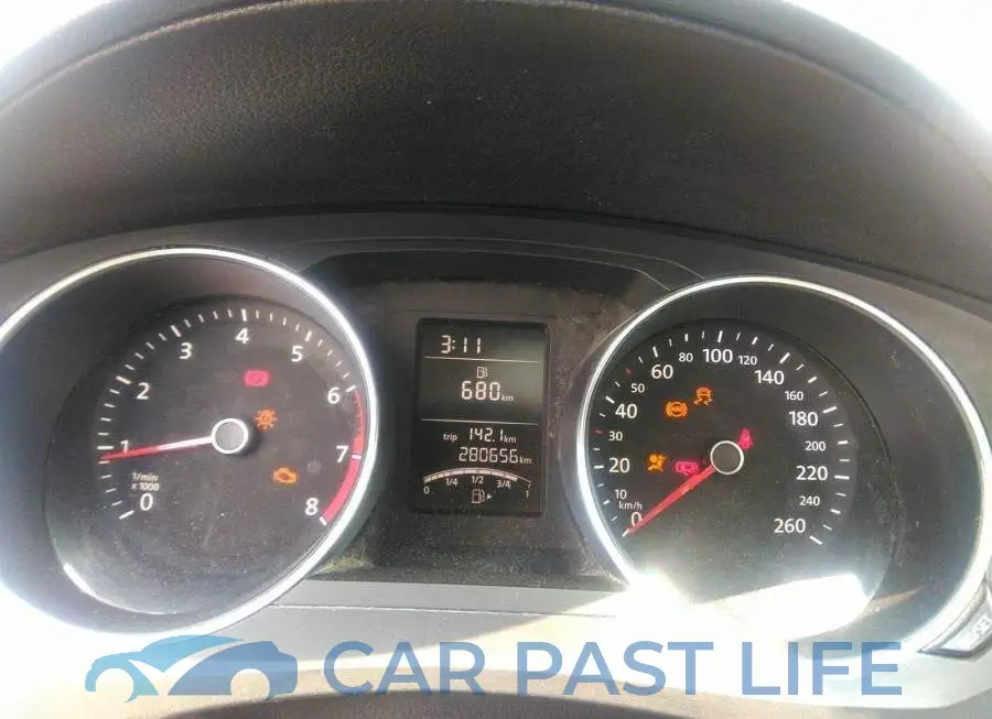 3VW1K7AJ6FM302992# 7