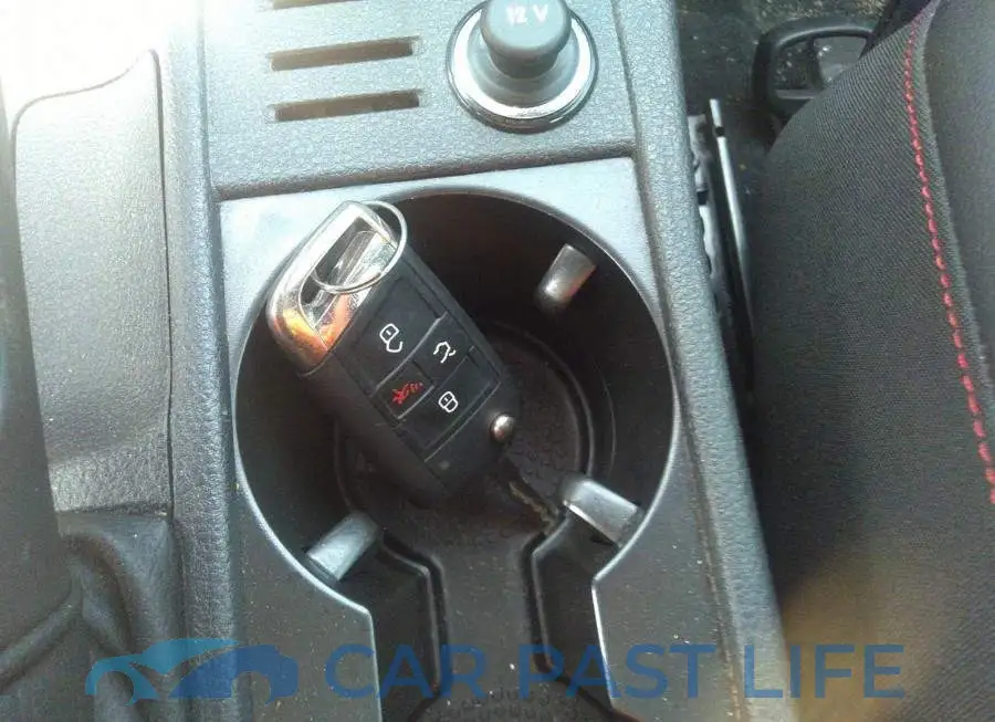 3VW6T7AU6MM015906# 11
