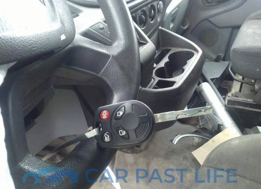 1FTYR1CM9GKB29639# 11