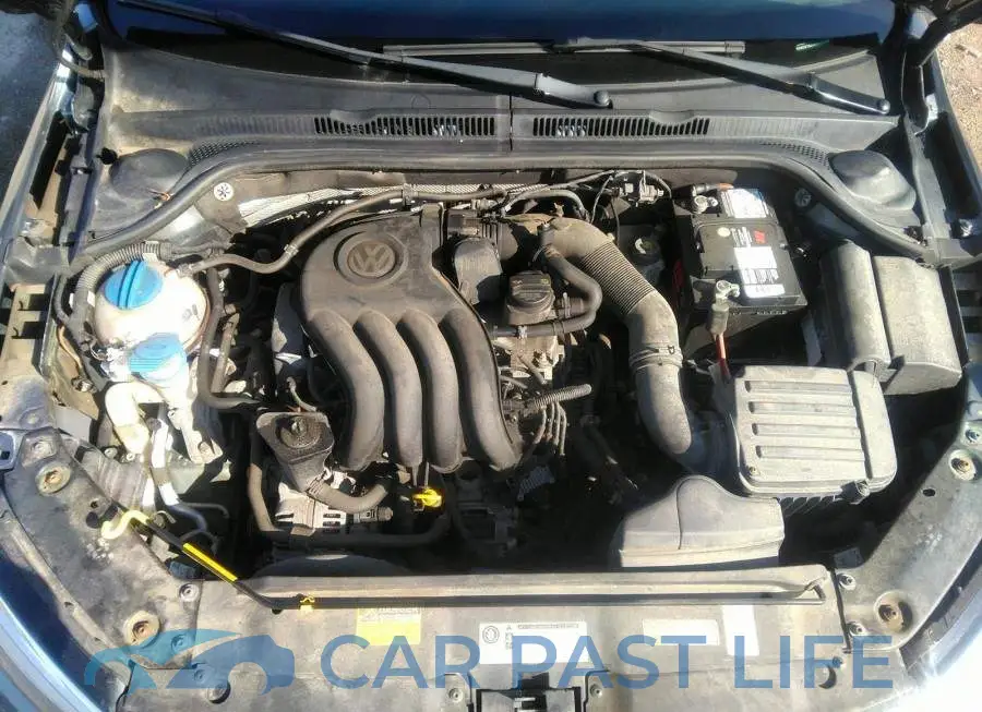 3VW2K7AJ1FM422476# 10