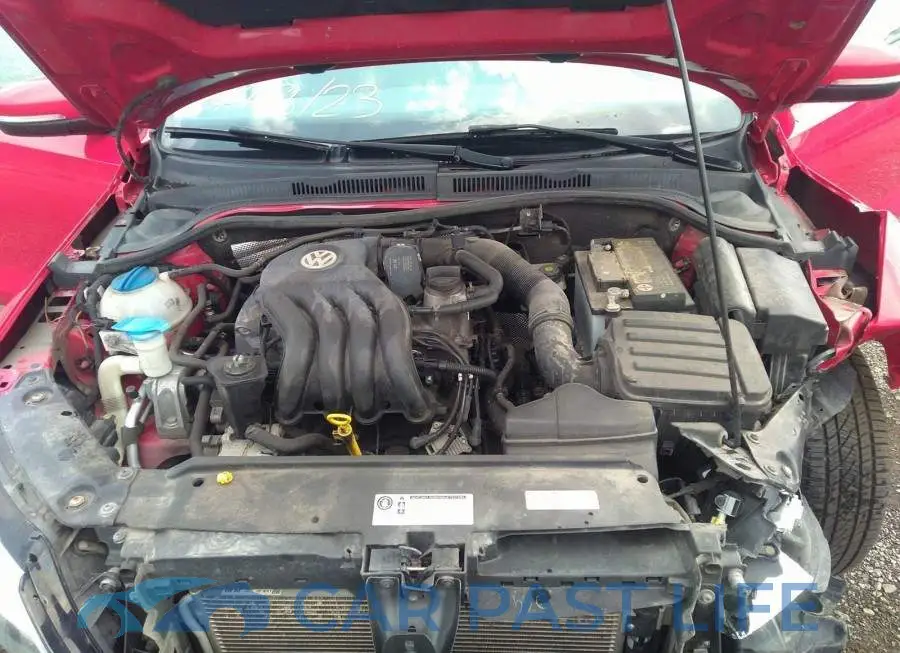 3VW2K7AJ4FM404389# 10