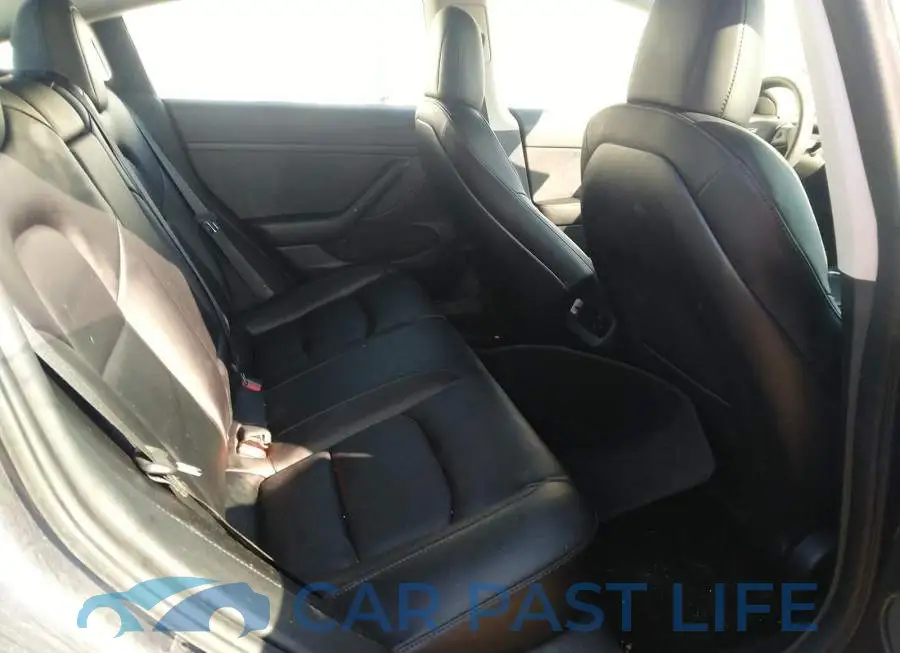 5YJ3E1EB9MF089878# 8