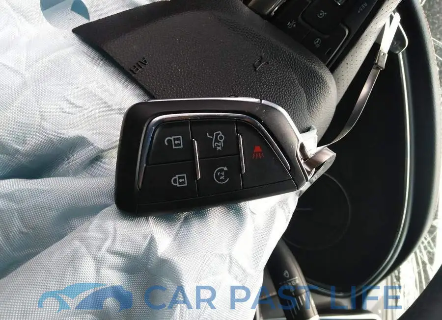 1G6DU5RK6L0126815# 11