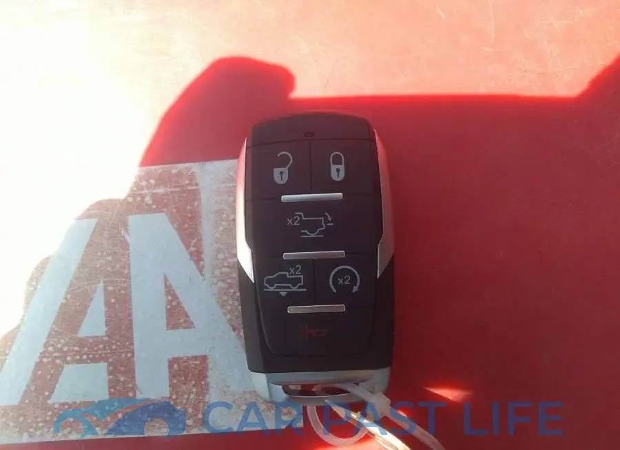 1C6SRFLT4NN187879# 11