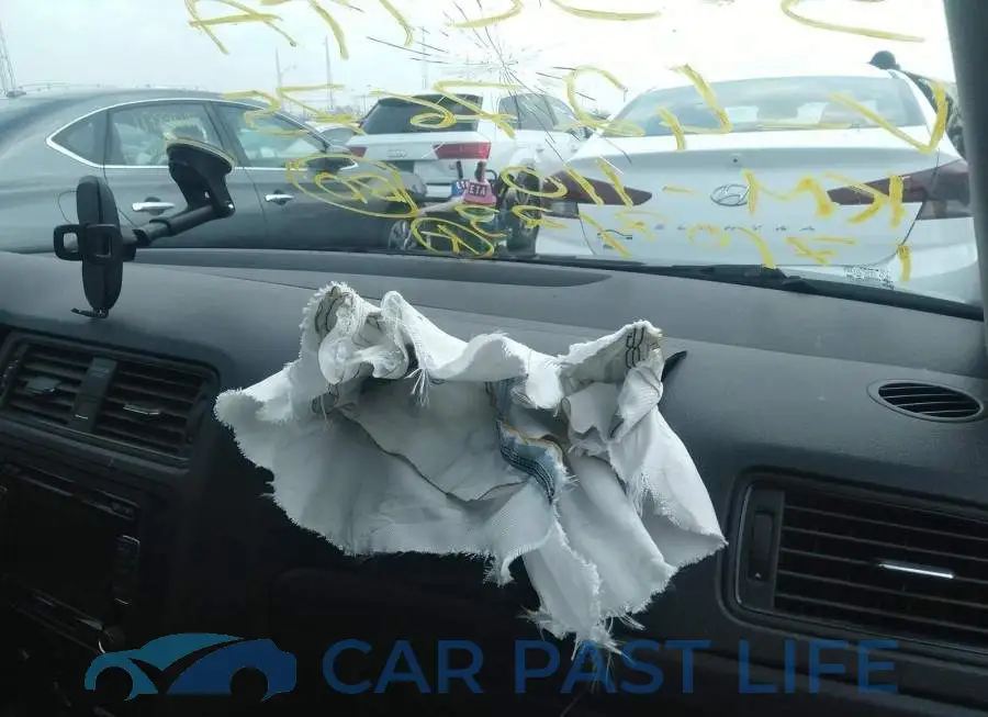 3VW1K7AJ5FM427675# 6