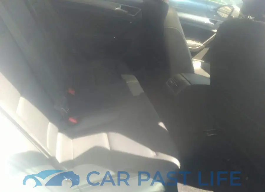 3VW117AU3HM075132# 8